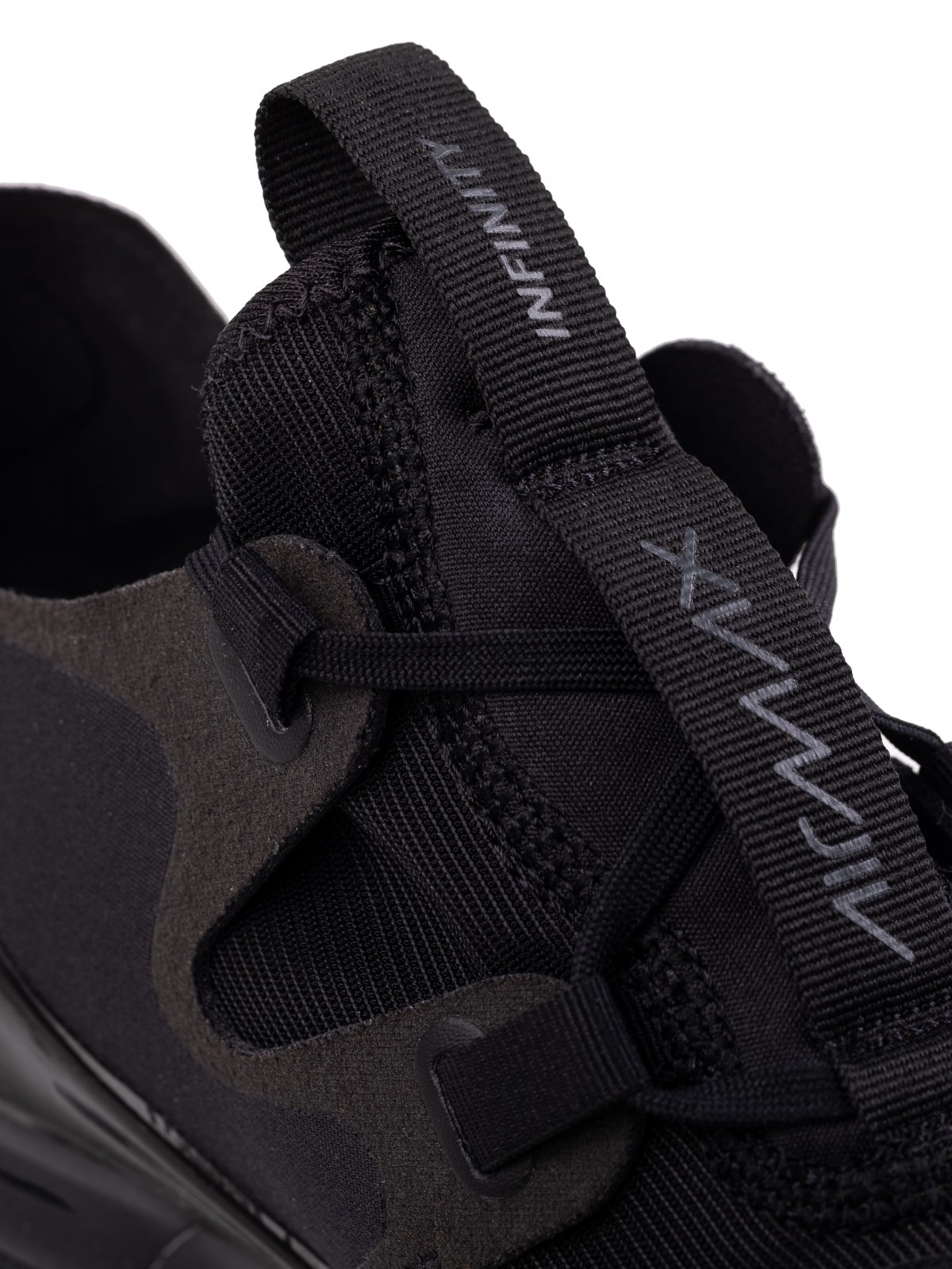Nike Air Max Infinity - Sneakersy niskie